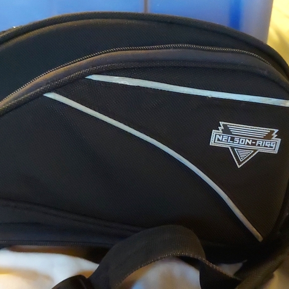 Nelson-Rigg CL-1060 Commuter Motorcycle Tail Bag - Picture 1 of 7